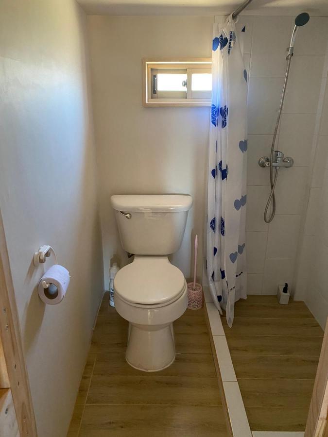 Pichidangui, Los Chincoles Pieza Independiente Con Bano Privado 1 Persona Obs Altura De La Habitacion 1 65 Cm Esterno foto